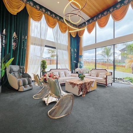 Вилла Elegant Beach House In Long Bay Окленд Экстерьер фото